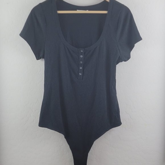 Reformation Rawson Body Suit in black - Picture 4 of 10